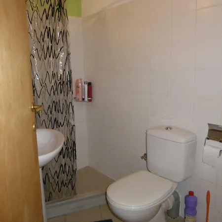 Homy Cozy Towards The Centre *