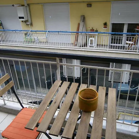 Homy Cozy Towards The Centre